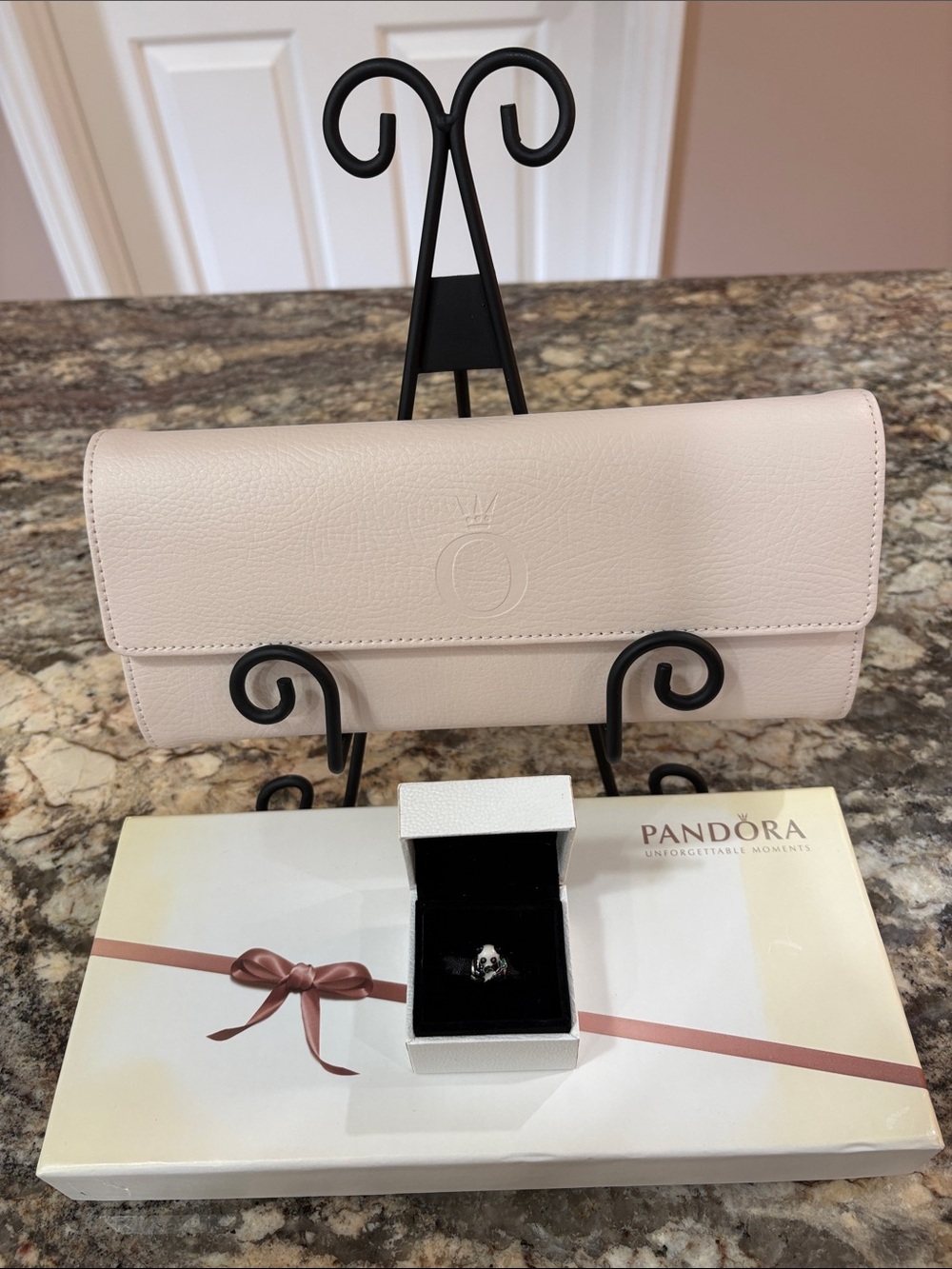 NWT 2 Piece Pandora Unforgettable Moments Jewelry Travel Organizer & Panda Charm